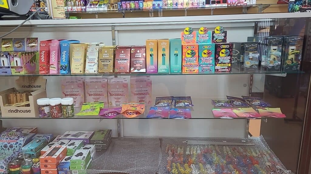 Lite-Up Vape N Smoke store preview image